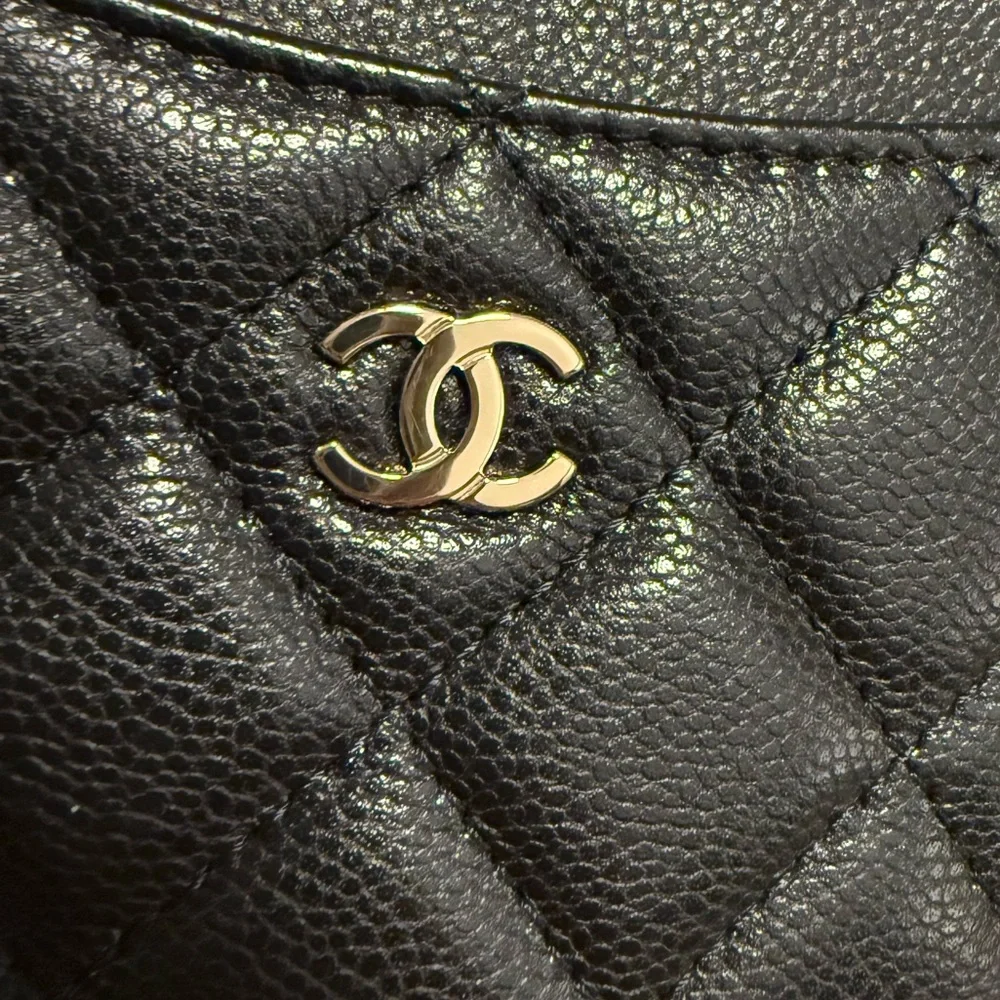 CHANEL Black Quilted Leather Card Holder Wallet - Picture 5 of 6